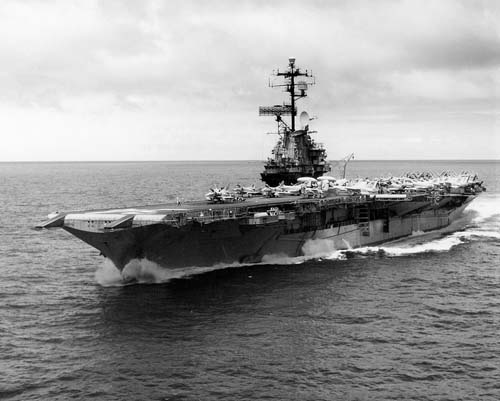 USS Oriskany 1967 rok.jpg