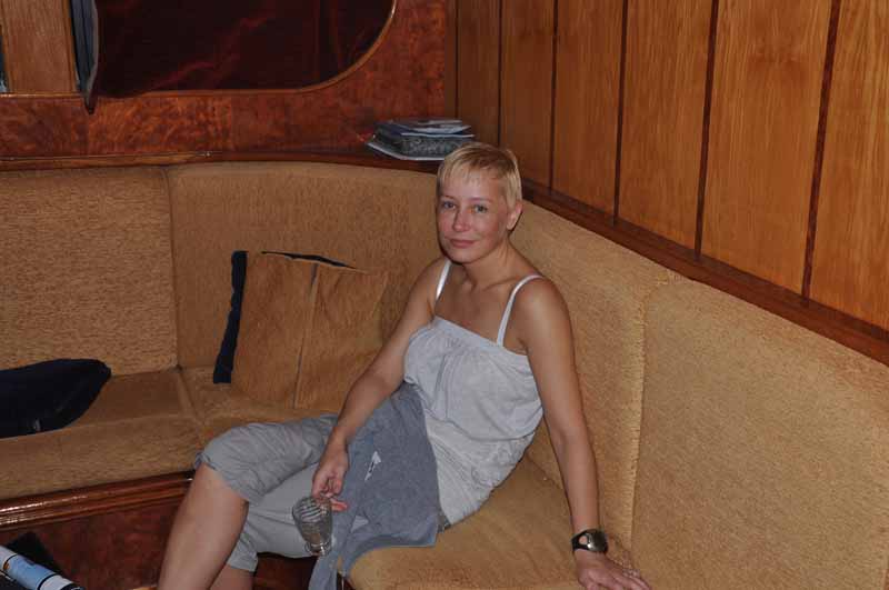 Iwonka przy naszym stoliku