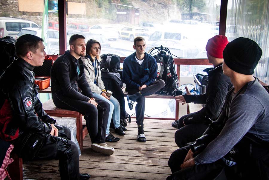  Uczestnicy warsztat�w ratowniczych