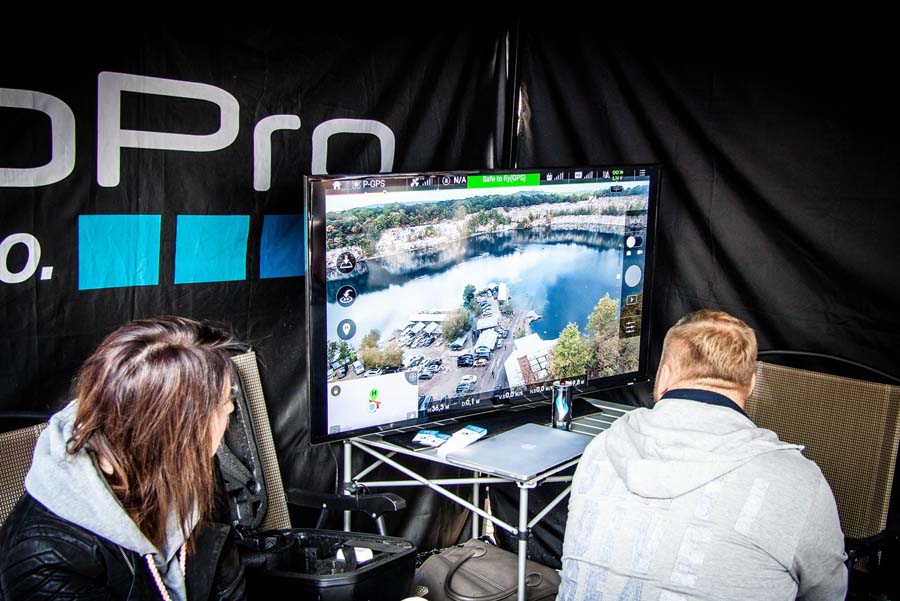  Zakrz�wek z lotu drona